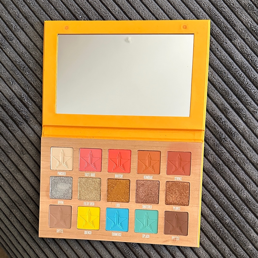 Jeffree Star Thirsty Eyeshadow Palette